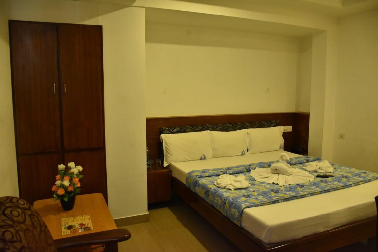 ปาลาเซียล ปอนดิ Hotel ปอนดิเชอรี ภายนอก รูปภาพ
